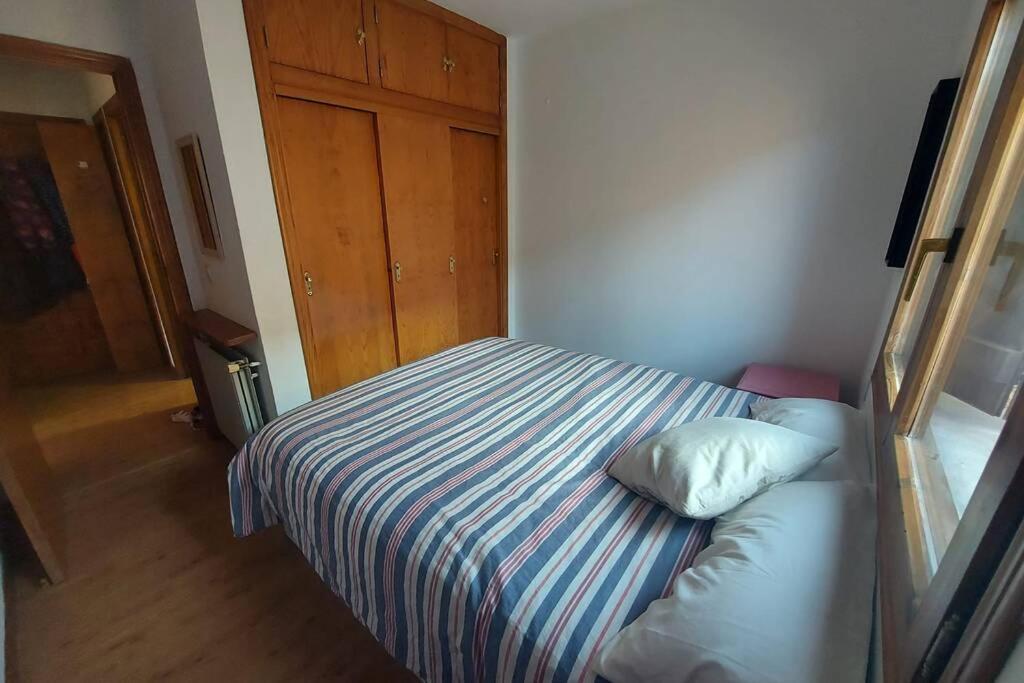 Casa Bihotz - Bonito Y Centrico Apartamento Con Garaje En Sallent Sallent De Gallego Ngoại thất bức ảnh